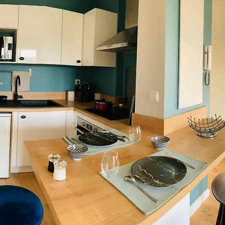 Un Confort Chaleureux Au Rendez-vous 尔龙河畔若吉斯